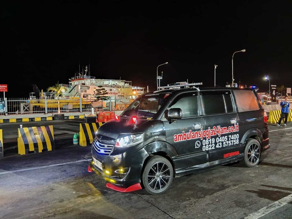 Ambulans di Pelabuhan